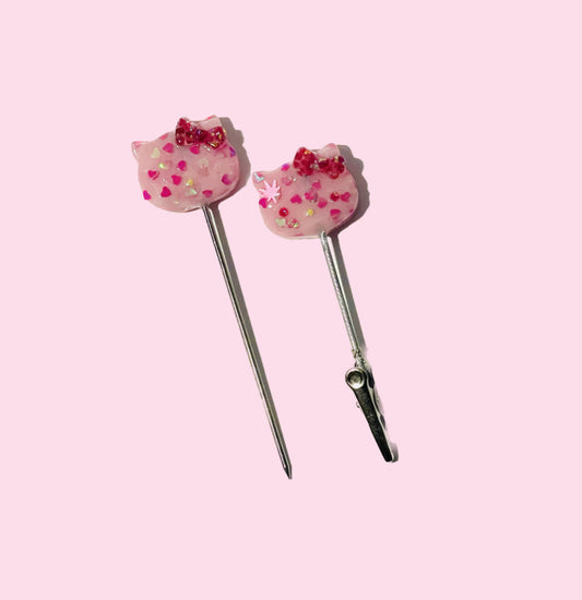Candy Clouds Handmade Clip & Poker Set - Pink Hello Kitty with pink hearts and leaves